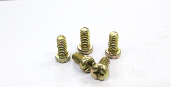 Blade Screw